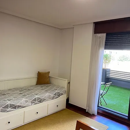 Estudio Con Terraza Centro De Garaje Opcional شقة *